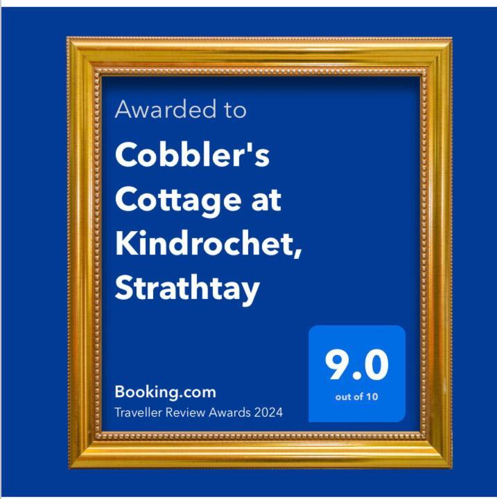 Cobbler'S Cottage At Kindrochet, Strathtay 피틀로크리 외부 사진